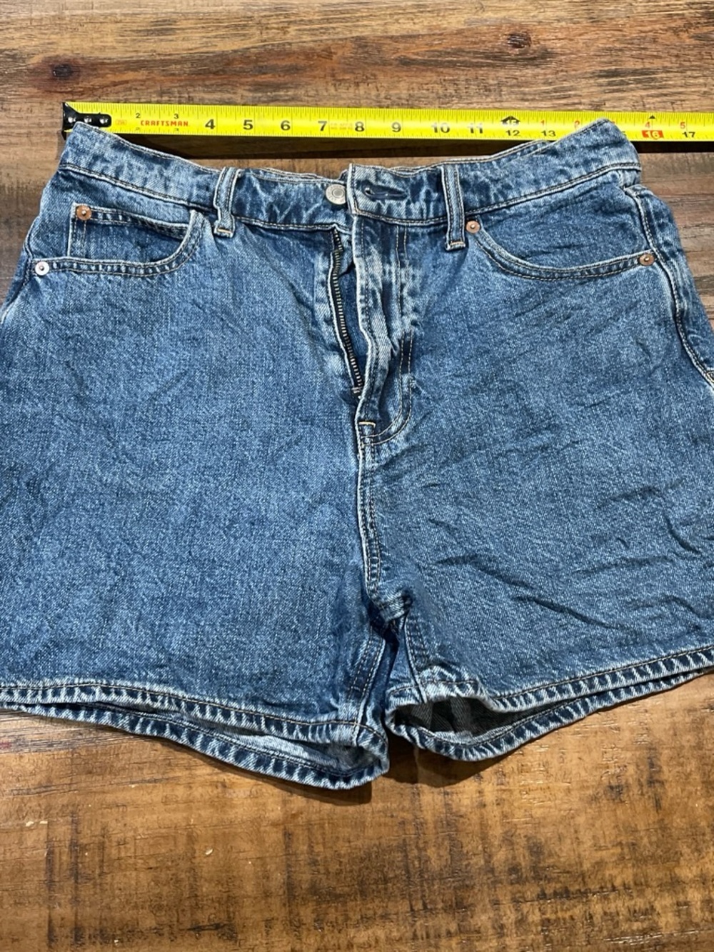 GAP Vintage Wash Denim Jean Shorts - mom short